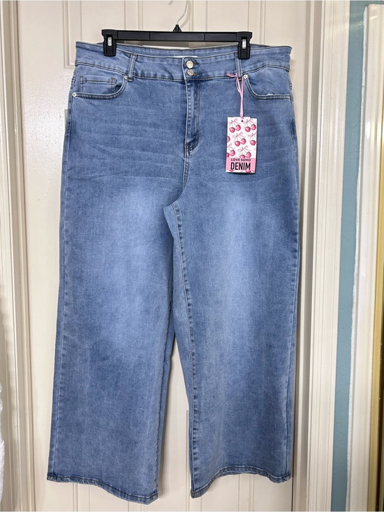 love soho Denim - High-Rise Wide-Leg Jeans in Light Blue Denim size 22